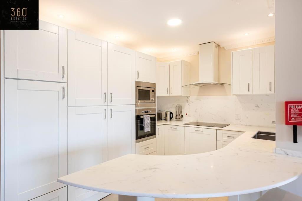 One Of A Kind, Seafront Property In St Georges Bay By 360 Estates Saint Julian's 外观 照片